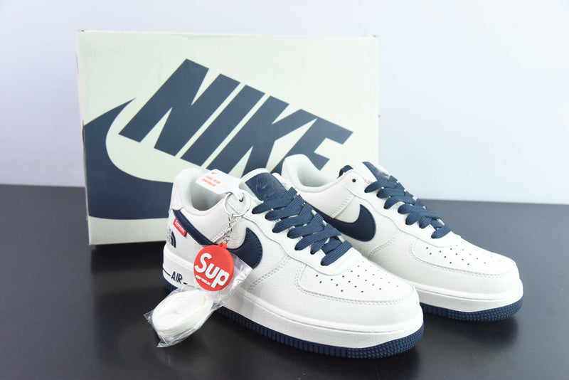 Cópia de Nike Air Force 1 07 Low - Supreme