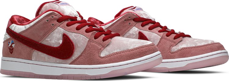 Nike Dunk Low SB x StrangeLove 'Valentine's Day'