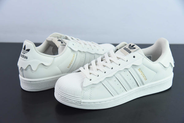 Tênis Adidas SuperStar - Feminino - Branco e Amarelo