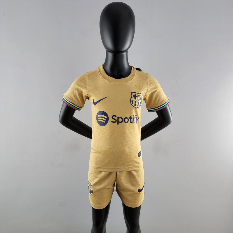 Kit Infantil Barcelona II 22/23 Nike - Dourado