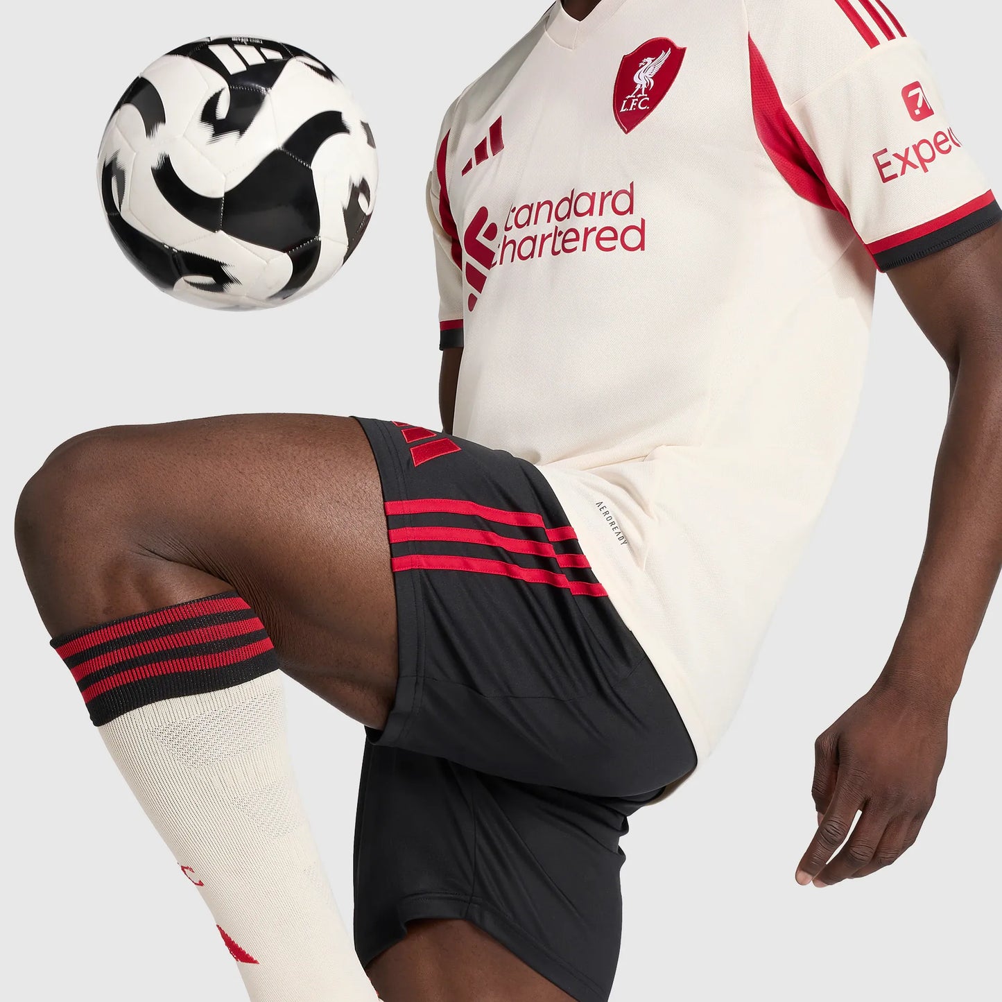 Shorts Adidas Liverpool 2025/26 II