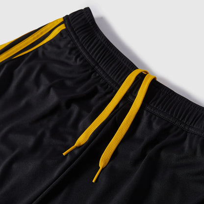 Shorts adidas Manchester United 2025/26 III